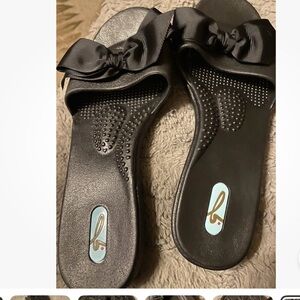 OKA b. Women's Elegant Black Sandals